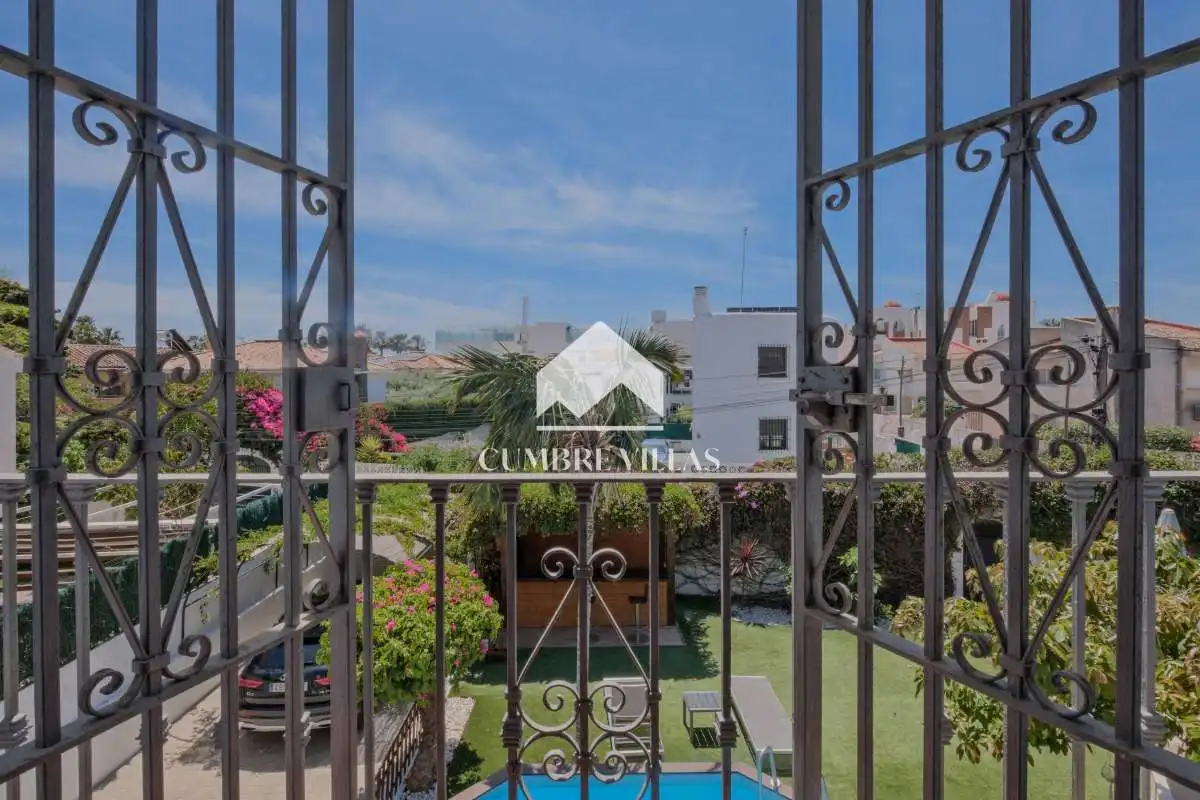 Terraza de Casa o chalet en venta en Almuñécar con Jardín privado, Terraza y Amueblado