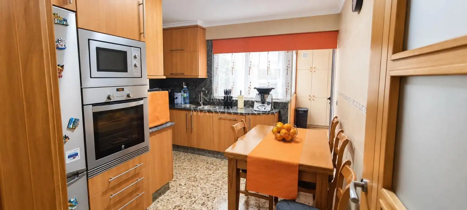 Küche von Wohnung zum Verkauf in Vigo  mit Terrasse und Abstellraum
