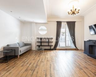 Sala d'estar de Apartament de lloguer en  Valencia Capital amb Aire condicionat, Calefacció i Terrassa