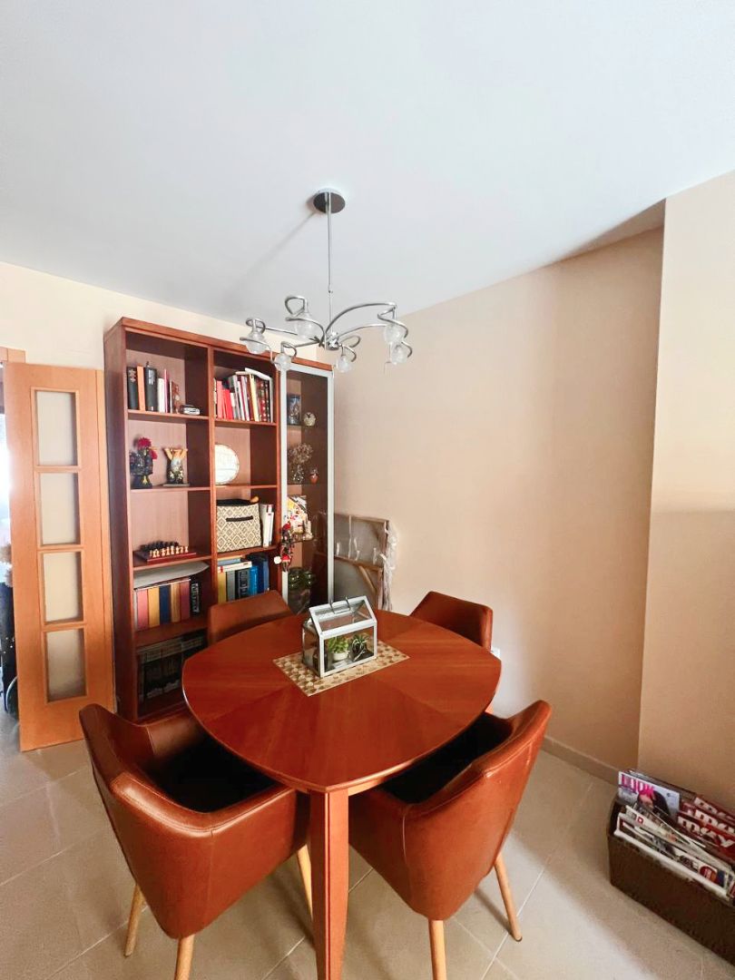 Dining room of Flat for sale in Oropesa del Mar / Orpesa  with Air Conditioner, Terrace and Furnished
