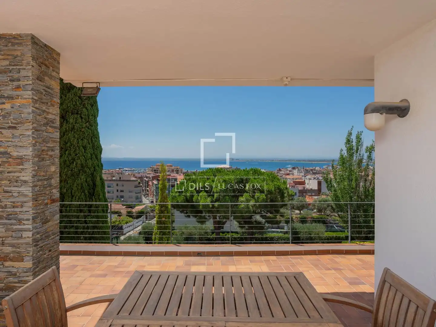 Terrassa de Casa o xalet en venda en Roses amb Aire condicionat, Calefacció i Jardí privat
