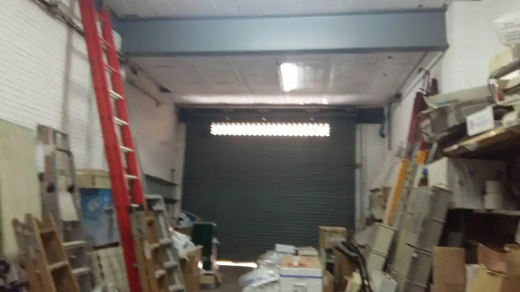 Local comercial en venda a Escodines