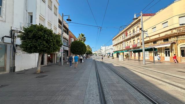 Local comercial en Venta en Calle Real en Plaza de toros - Venta Vargas - Capitania