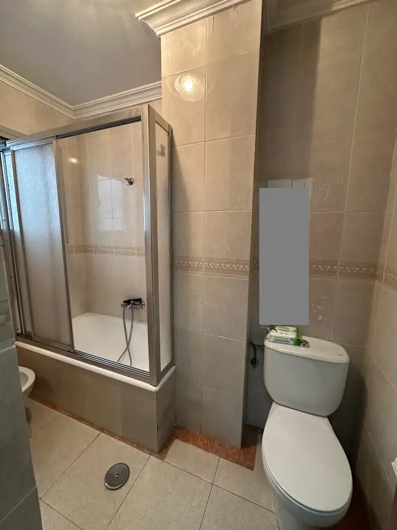 Bany de Pis en venda en Úbeda amb Aire condicionat i Balcó