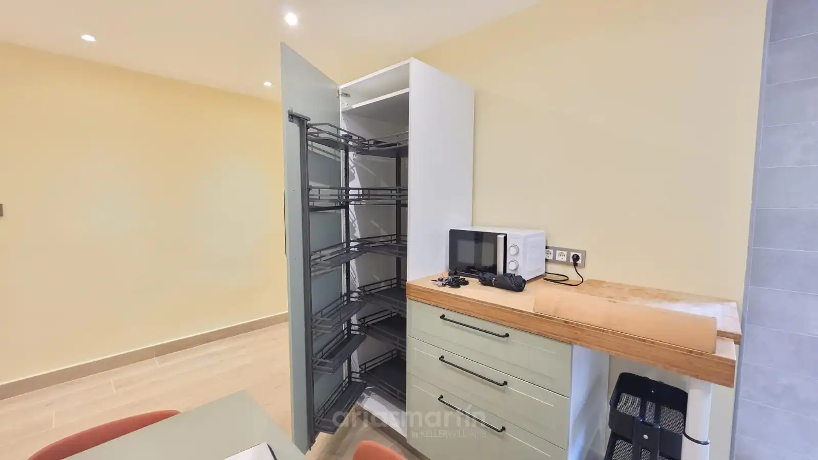 Kitchen of Flat for rent in Salamanca  with Heating and Furnished