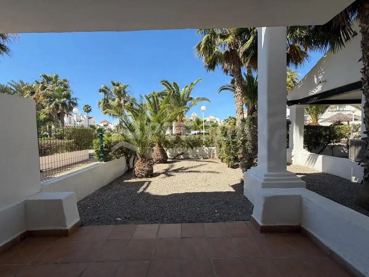 Terraza de Planta baja en venta en Roquetas de Mar con Aire acondicionado, Terraza y Amueblado