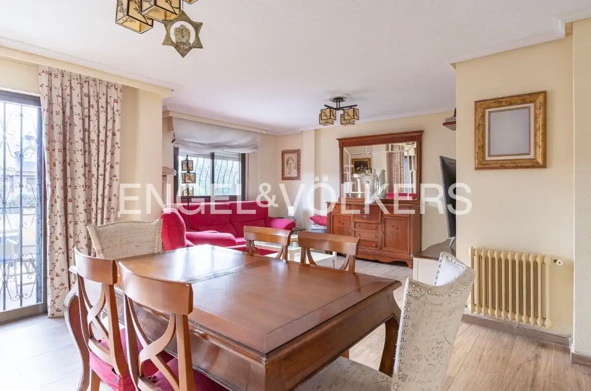 Comedor de Casa adosada en venta en El Naranjo