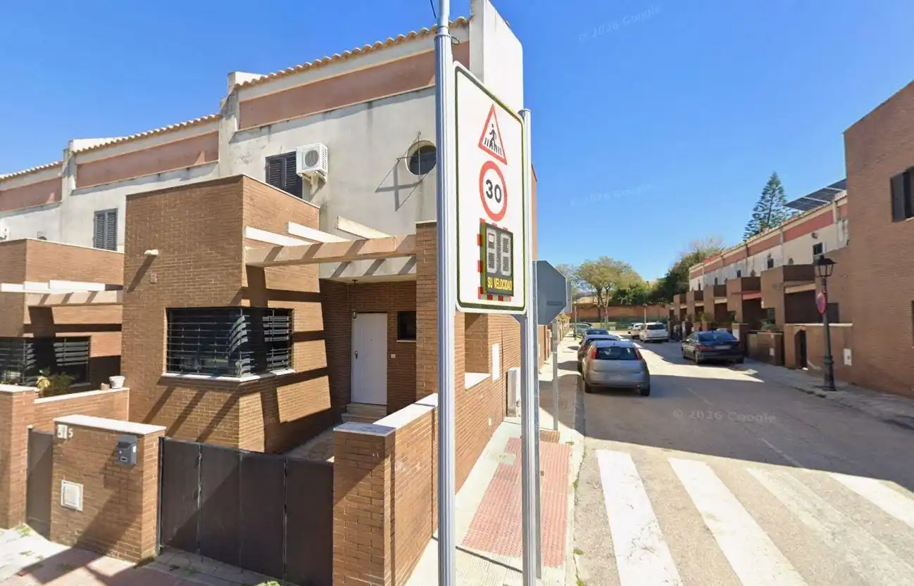 Exterior view of Houses for sale in Castilleja de la Cuesta  with Private garden