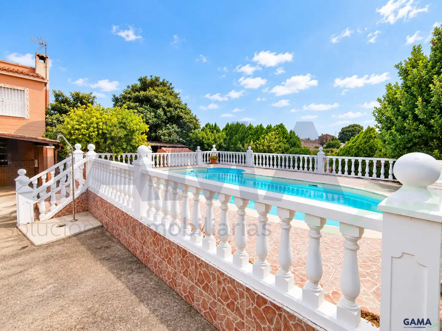 Swimming pool of Houses for sale in Alzira  with Air Conditioner and Swimming Pool