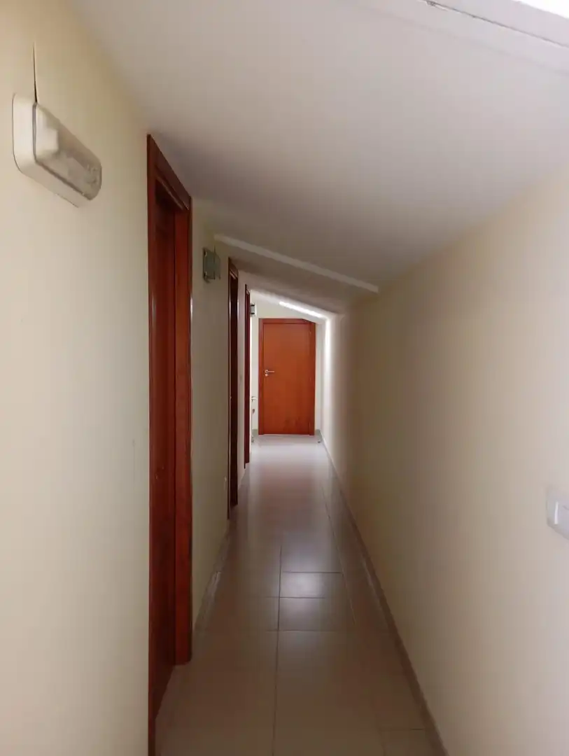 Edificio en venta en Baños de Montemayor
