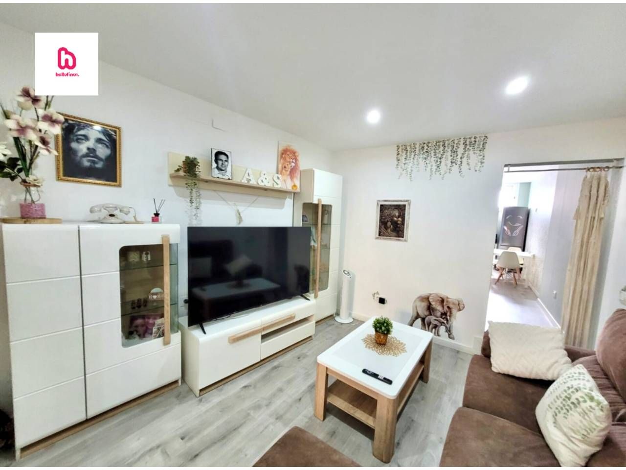 Living room of Single-family semi-detached for sale in Vilanova i la Geltrú  with Air Conditioner, Heating and Parquet flooring