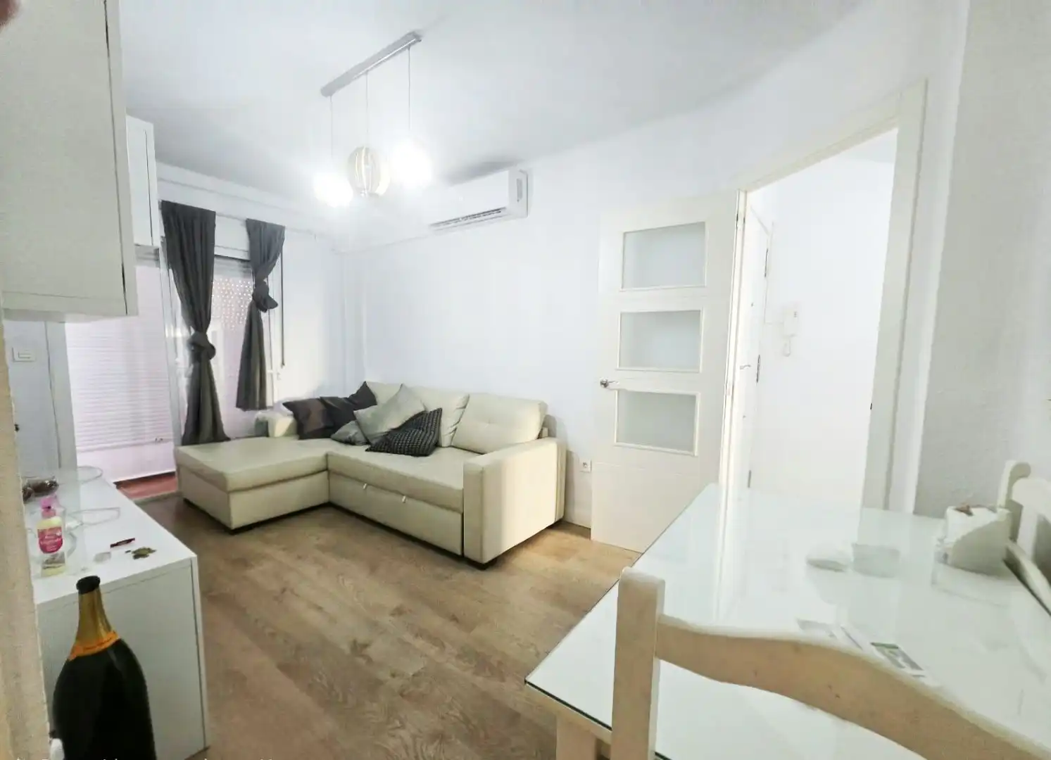 Flat to rent in PLAZA LUIS CERNUDA, imagen 4