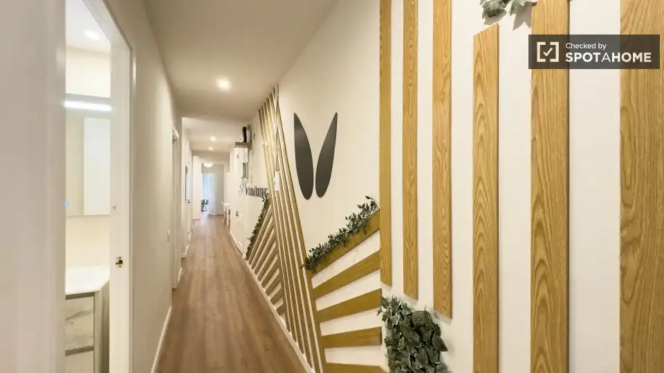 Flat for rent in Barcelona  with Air Conditioner, Heating and Furnished