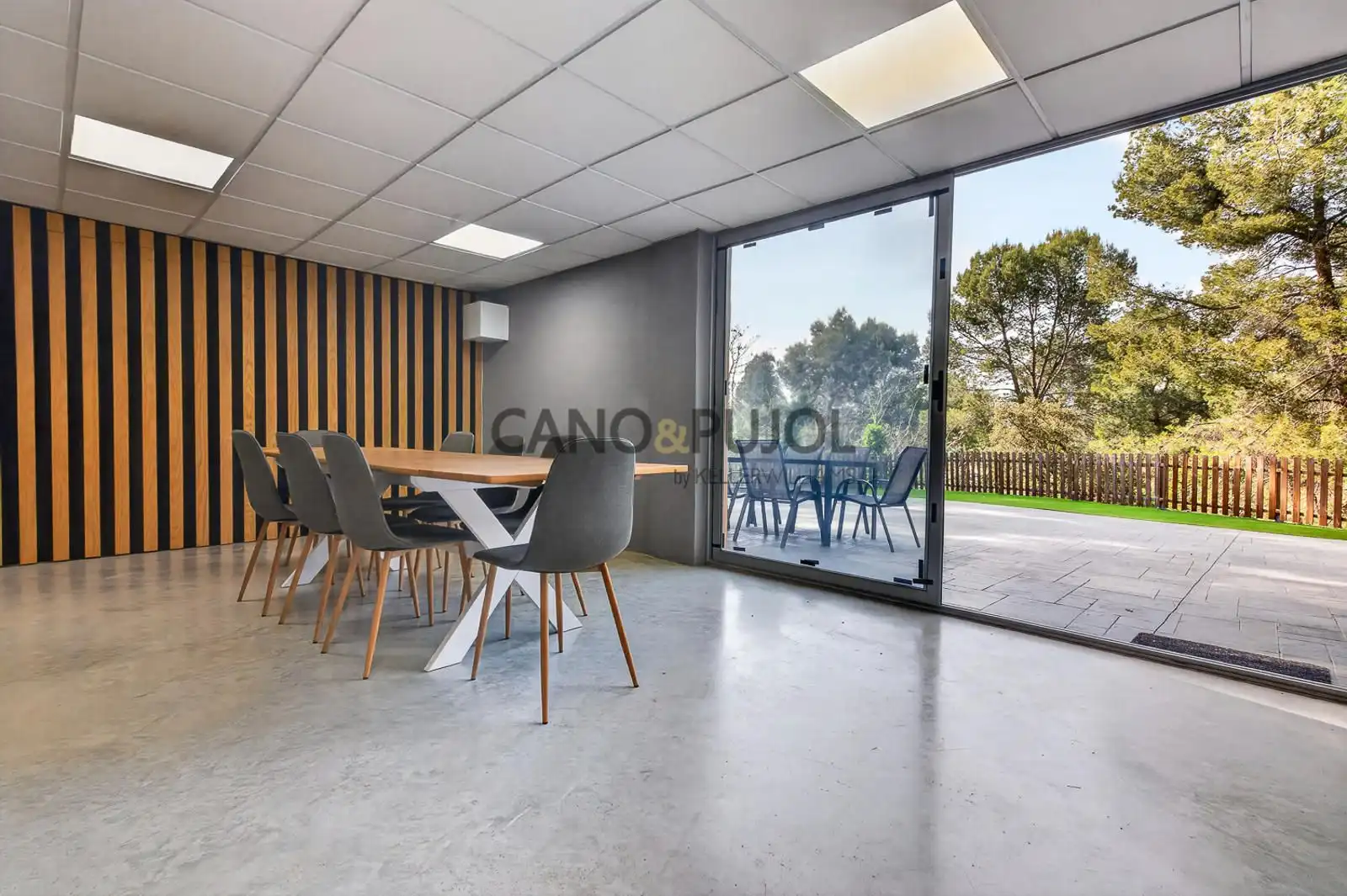 Houses for sale in Terrassa  with Air Conditioner, Heating and Terrace