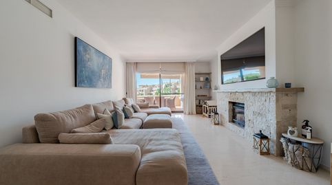 Foto 2 von Maisonette zum Verkauf in Urbanizacion Cartuja del Golf, 12, Nueva Atalaya, Estepona