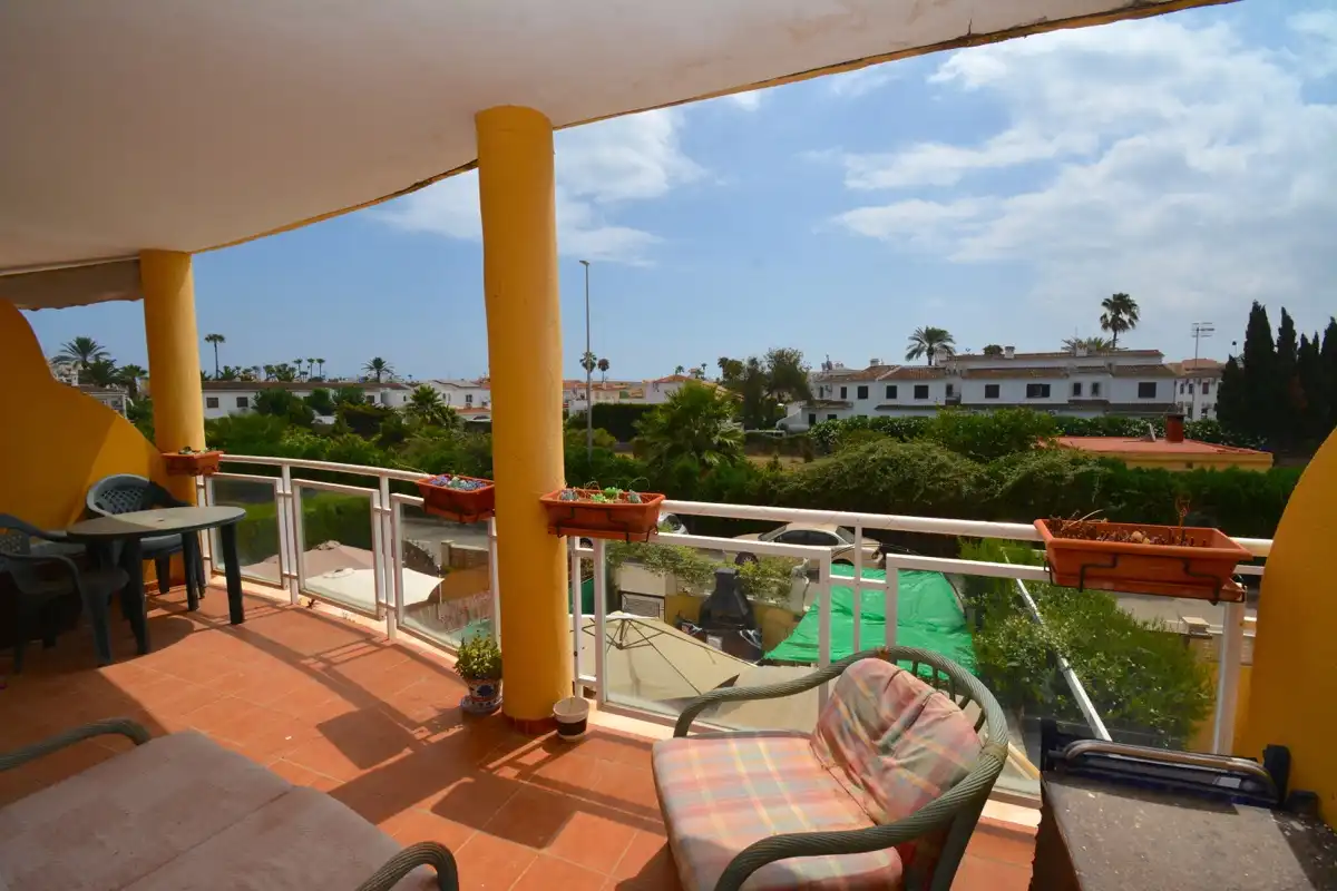 Terrassa de Apartament en venda en Dénia amb Terrassa, Forn i Alarma