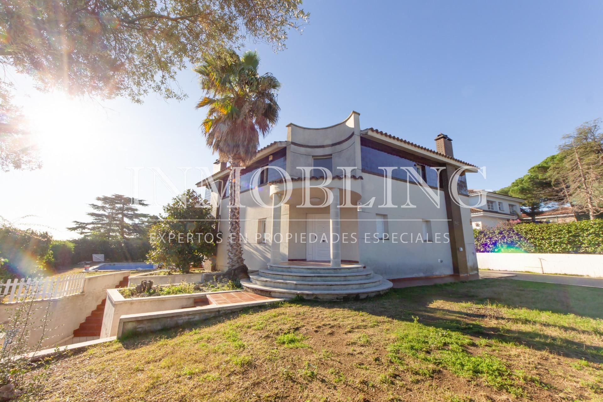 Exterior view of Houses for sale in Alella  with Heating, Private garden and Terrace