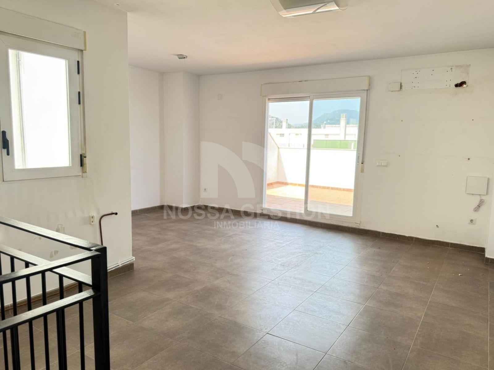 Attic for sale in La Vall d'Uixó  with Terrace, Storage room and Community pool