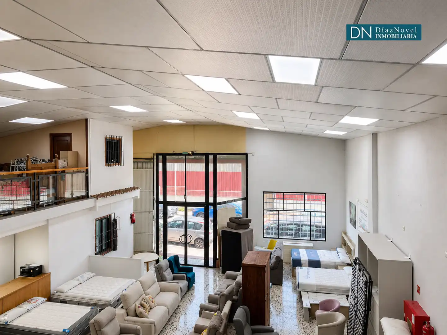 Nave industrial de alquiler en Málaga con Alarma