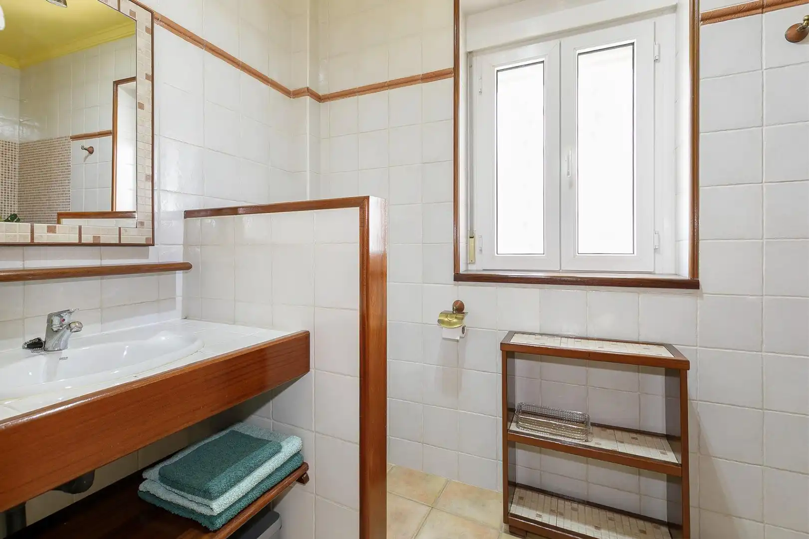 Bany de Casa o xalet en venda en Moclín amb Aire condicionat, Terrassa i Moblat