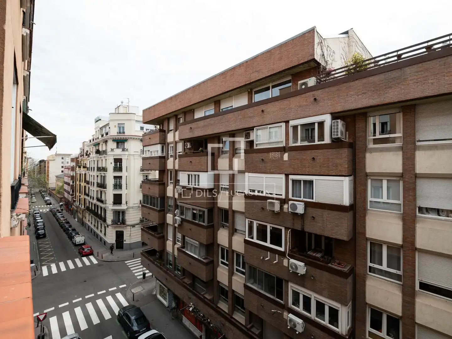Vista exterior de Pis en venda en Madrid amb Aire condicionat, Calefacció i Parquet