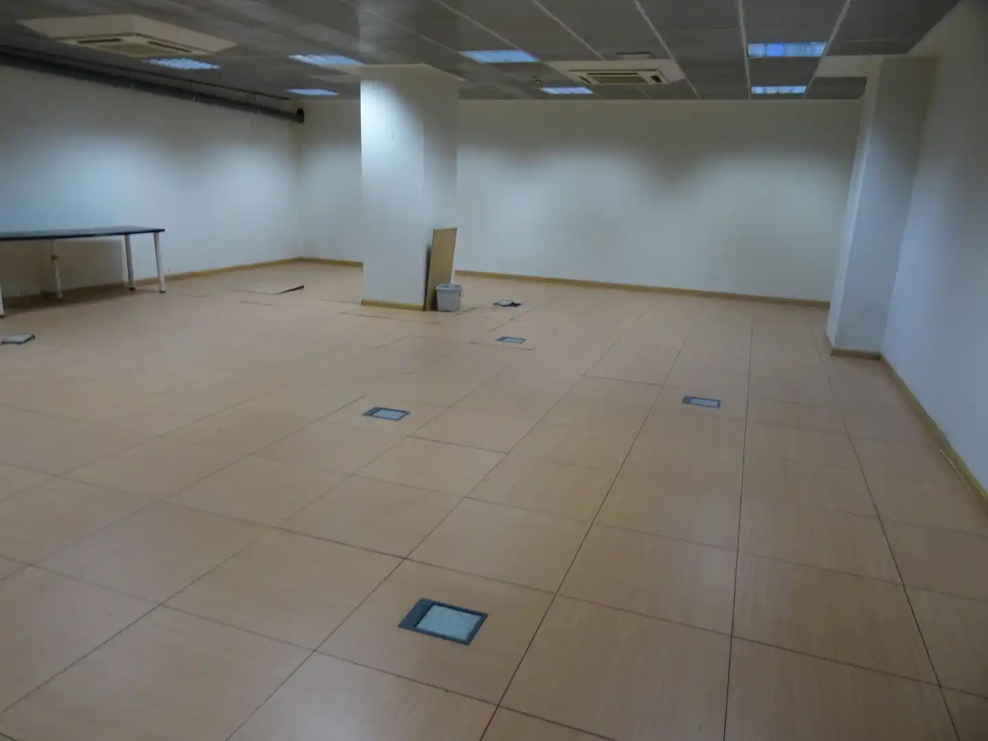Office space to rent in Viento
