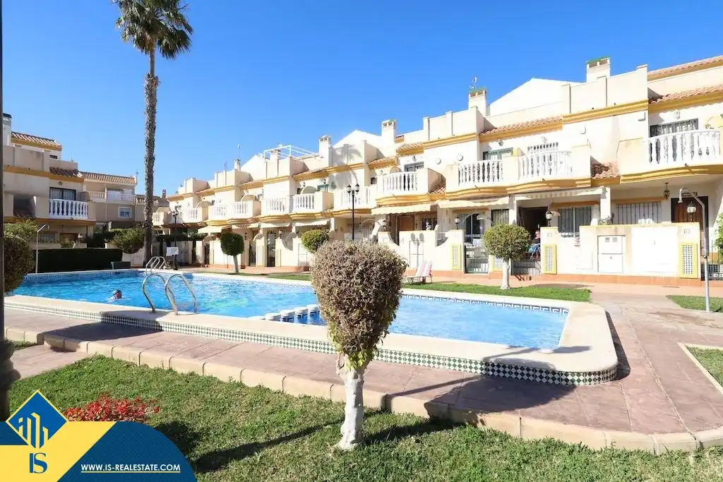 Exterior view of Houses for rent in Orihuela  with Terrace, Furnished and Oven