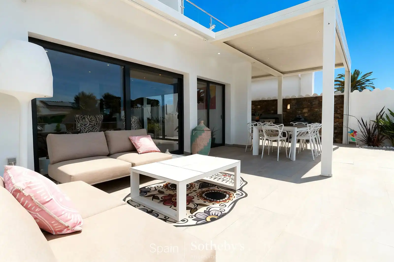 Terrassa de Casa adosada en venda en Empuriabrava amb Aire condicionat, Calefacció i Jardí privat