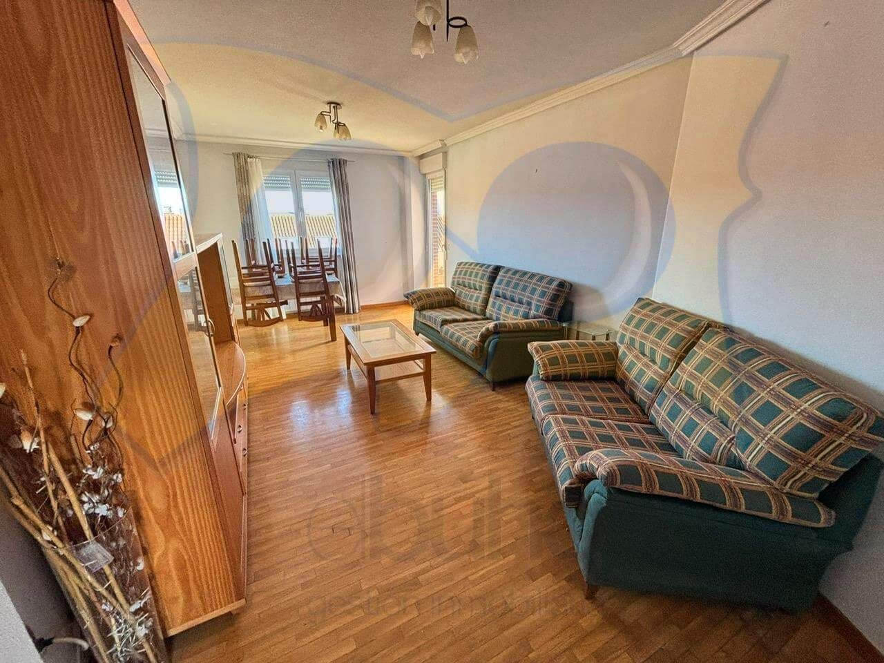 Living room of Flat to rent in Salamanca Capital  with Heating, Parquet flooring and Terrace