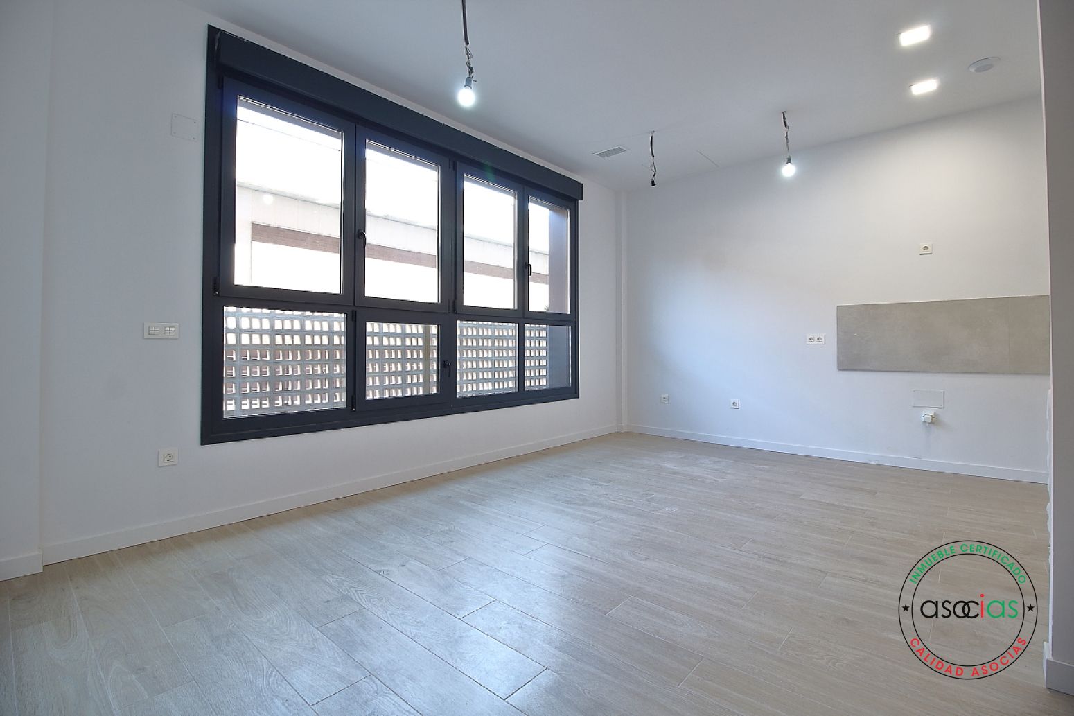 Sala d'estar de Pis en venda en Gijón  amb Aire condicionat, Calefacció i Domòtica