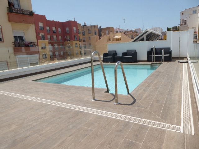 Piscina de Apartament de lloguer en Málaga Capital amb Aire condicionat, Moblat i Rentadora