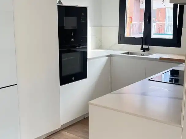 Piso con ascensor en venta en Carrer de porrera 32, imagen 2