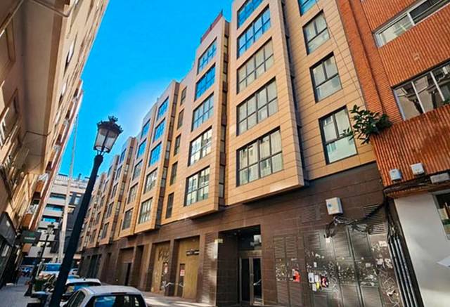 Local comercial en Venta en Exposició