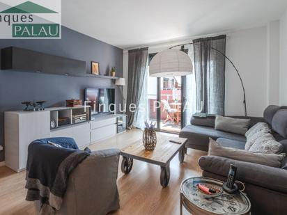 Living room of Flat for sale in Sant Just Desvern  with Air Conditioner, Heating and Terrace