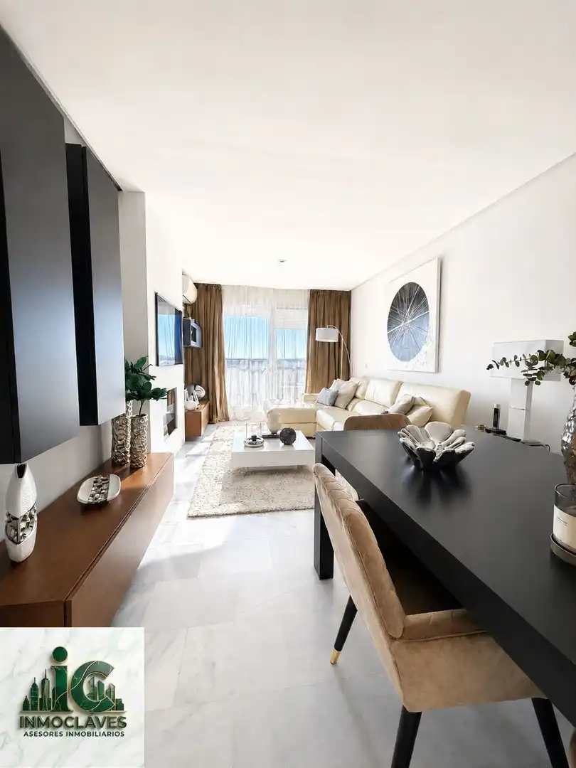 Sala de estar de Ático en venta en Algeciras con Aire acondicionado, Calefacción y Terraza
