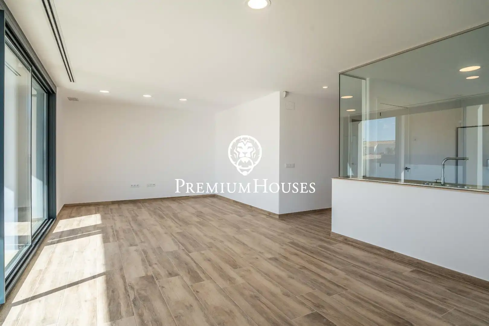 Sala de estar de Casa o chalet en venta en El Vendrell con Aire acondicionado, Calefacción y Jardín privado