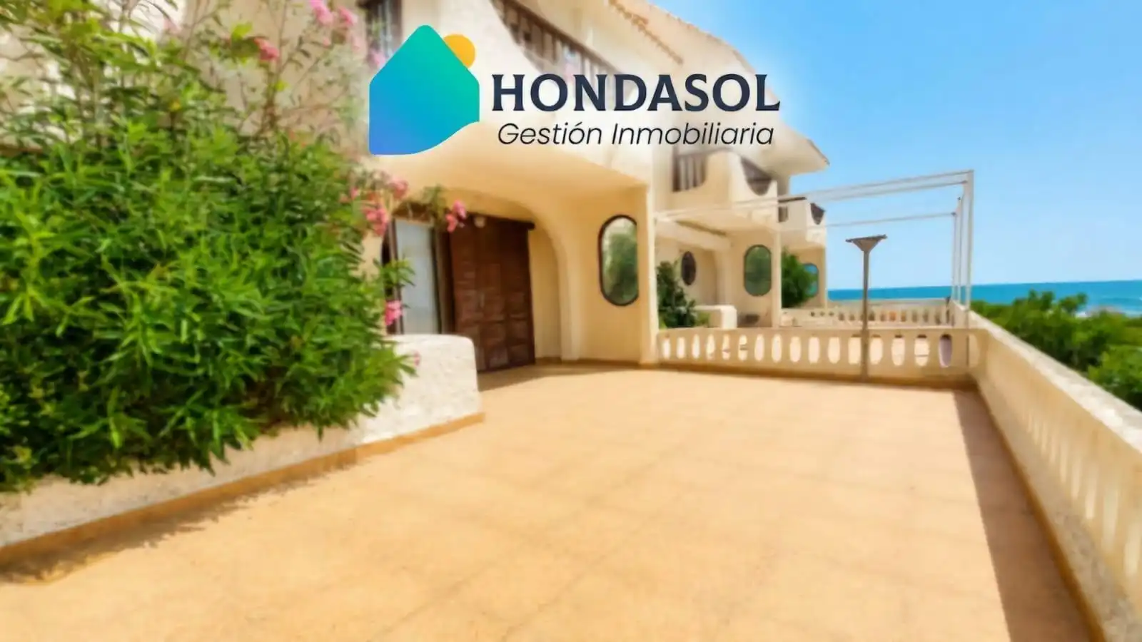 Außenansicht von Maisonette zum Verkauf in La Manga del Mar Menor mit Terrasse, Abstellraum und Möbliert