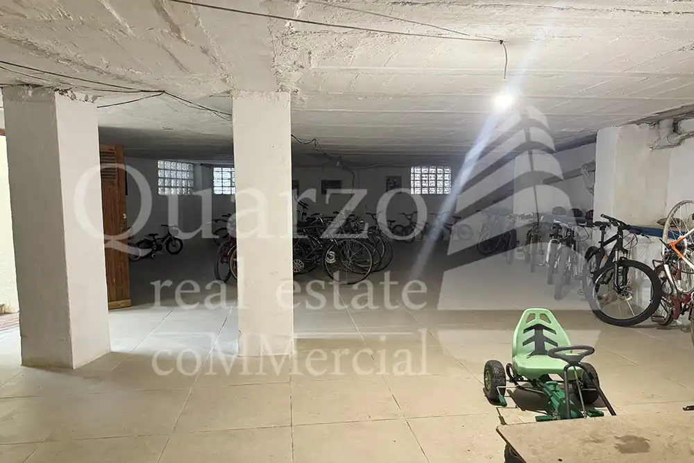 Local en venta en Pego con Calefacción y Amueblado