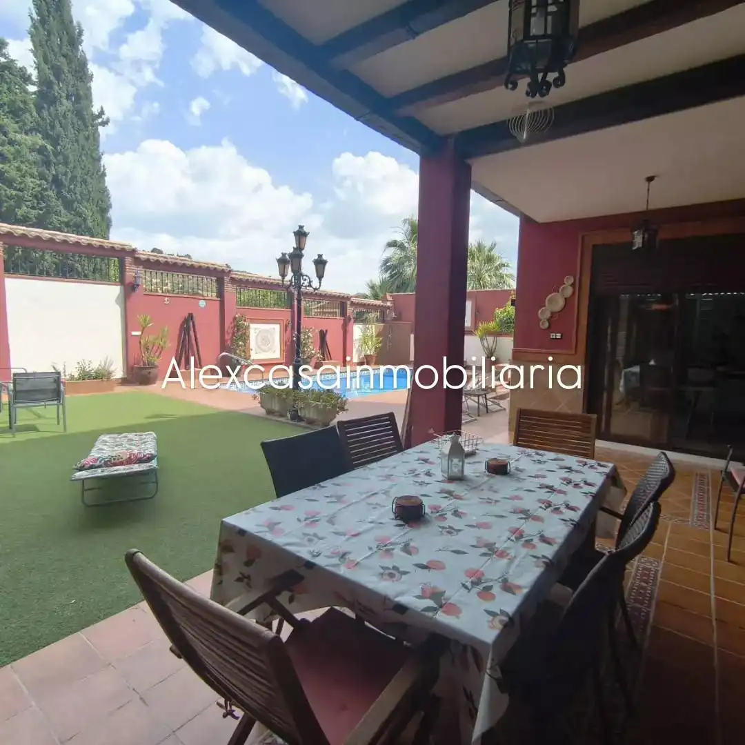 Villa con piscina in vendita a Cabra, imagen 2