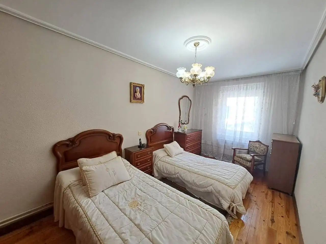 Habitación de Piso en venta en Burgos con Calefacción