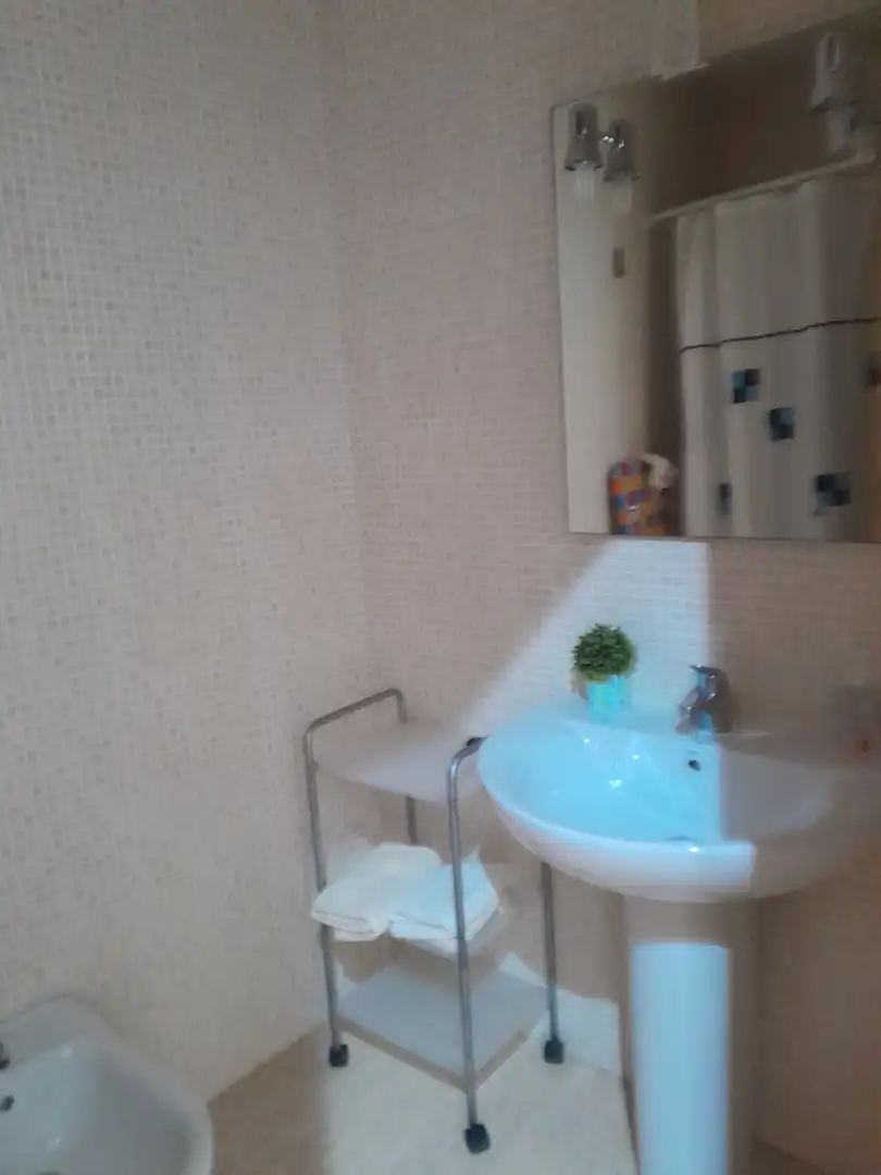 Flat with lift to rent in Llandels, imagen 12