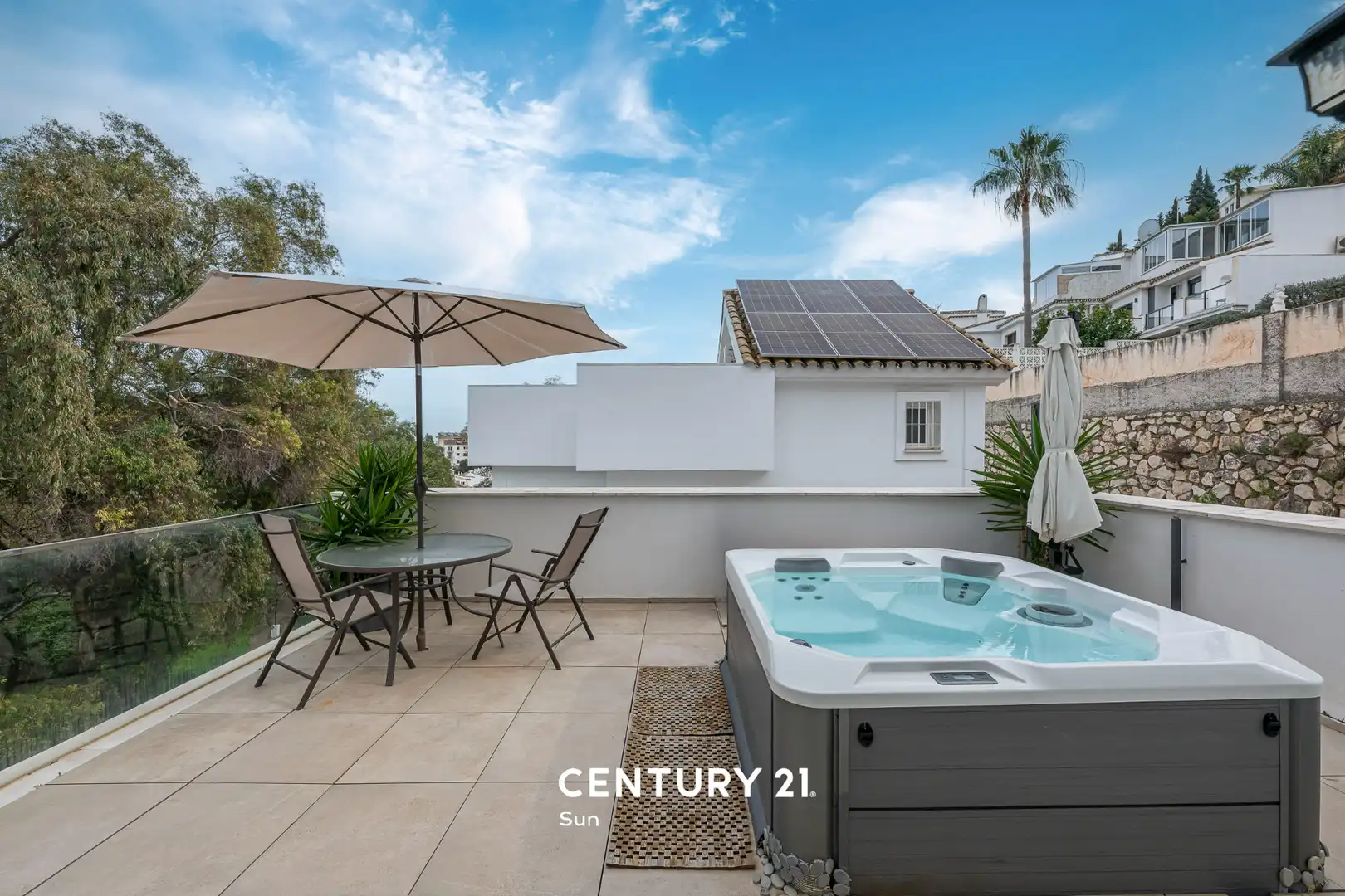 Terrace of Houses for sale in Benalmádena  with Air Conditioner and Furnished