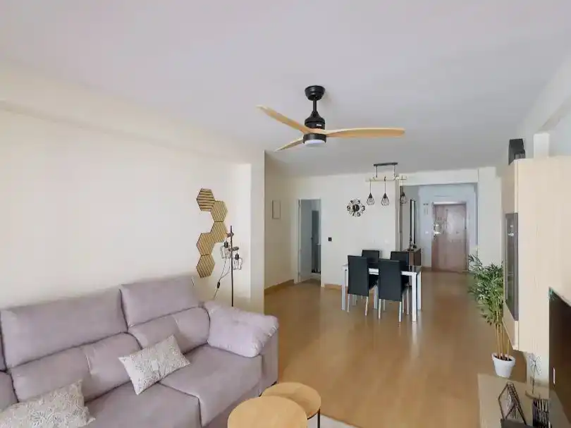 Wohnzimmer von Wohnung zur Miete in Alcalá de Henares