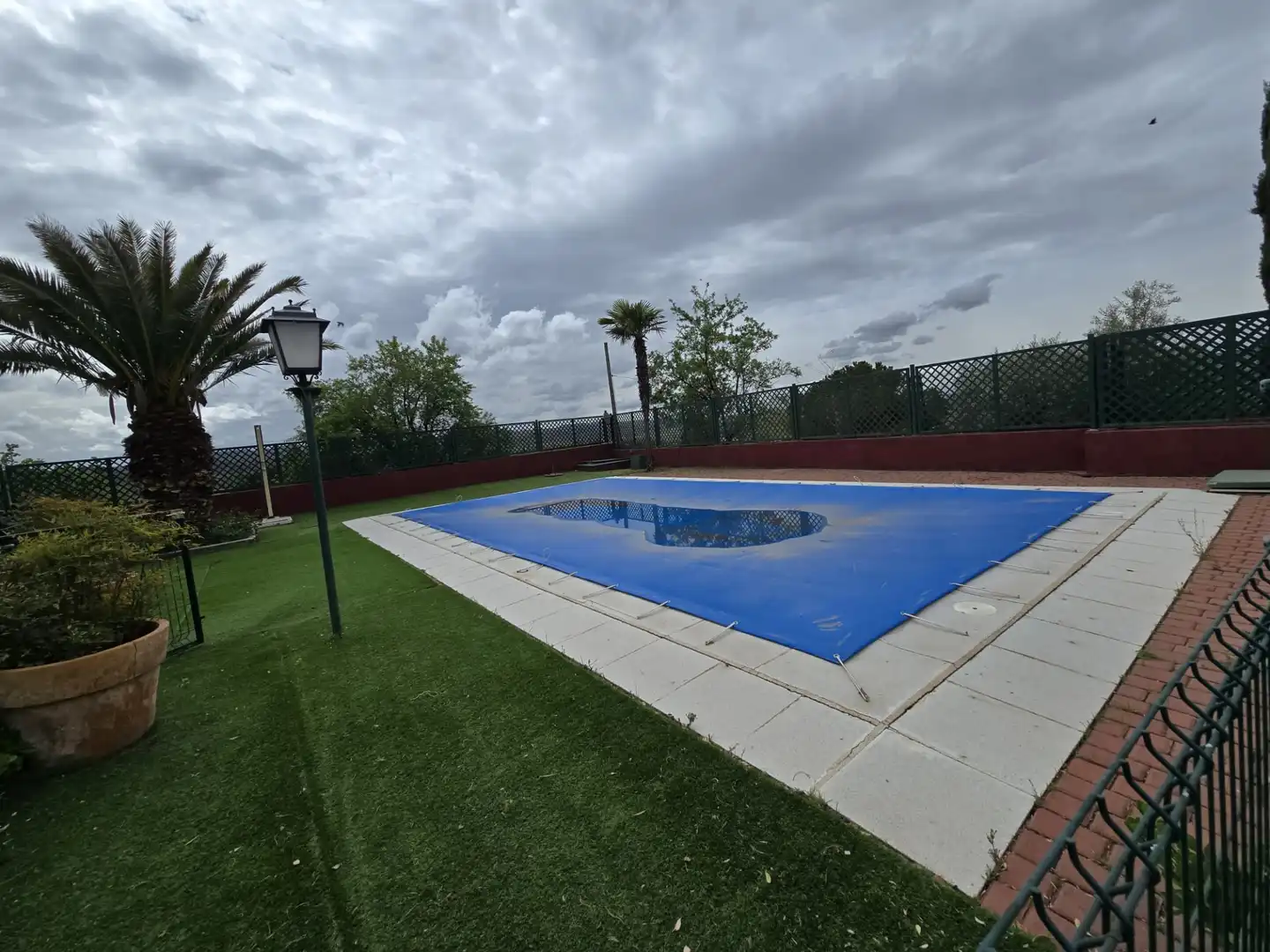 Piscina de Casa o chalet en venta en Morata de Tajuña con Aire acondicionado, Calefacción y Jardín privado