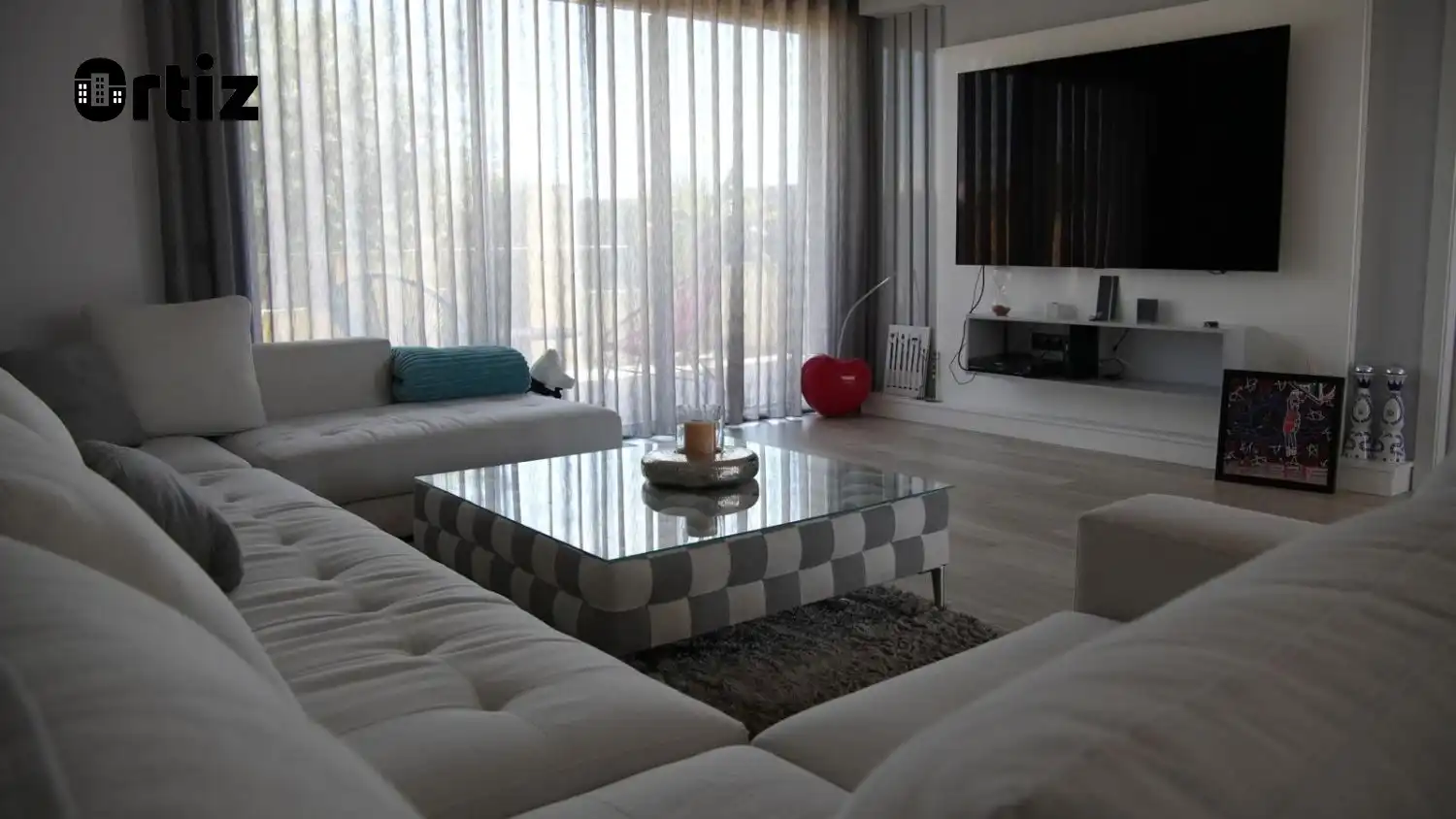 Sala de estar de Casa o chalet en venta en Torrejón de Ardoz con Calefacción, Terraza y Piscina