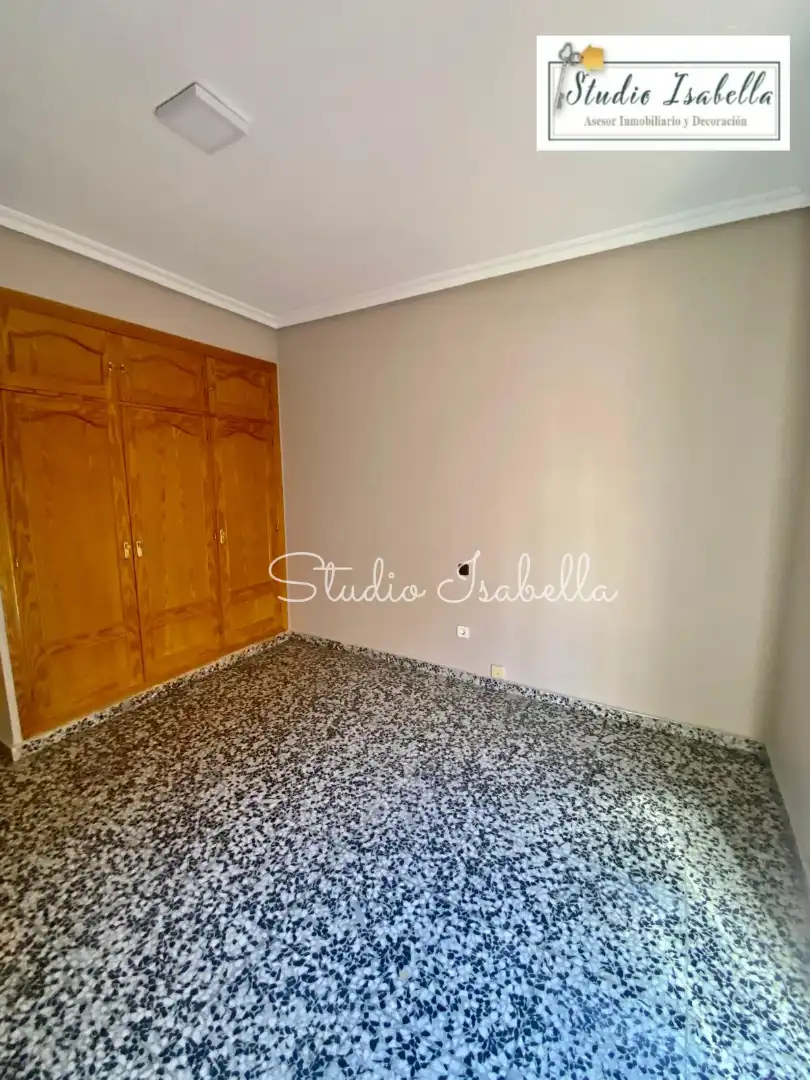 Piso de alquiler en Toledo con Aire acondicionado, Calefacción y Amueblado