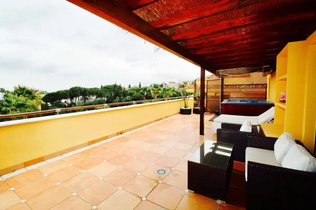 Apartment mit Pool zur Miete in MONTEMENOR-B SIERRA BLANC, imagen 11