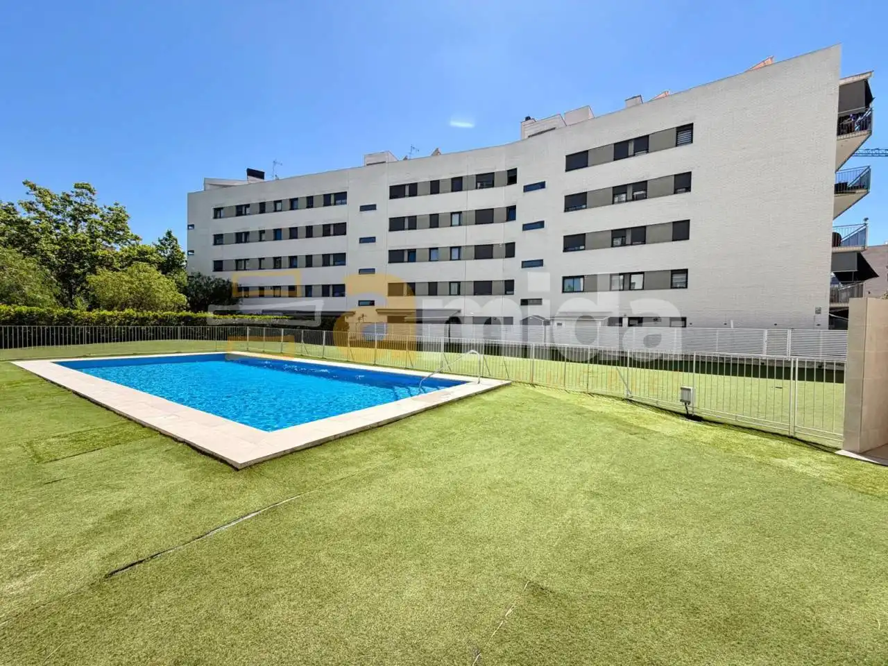 Appartamento con terrazza in vendita a Can Feu - Gràcia, imagen 2
