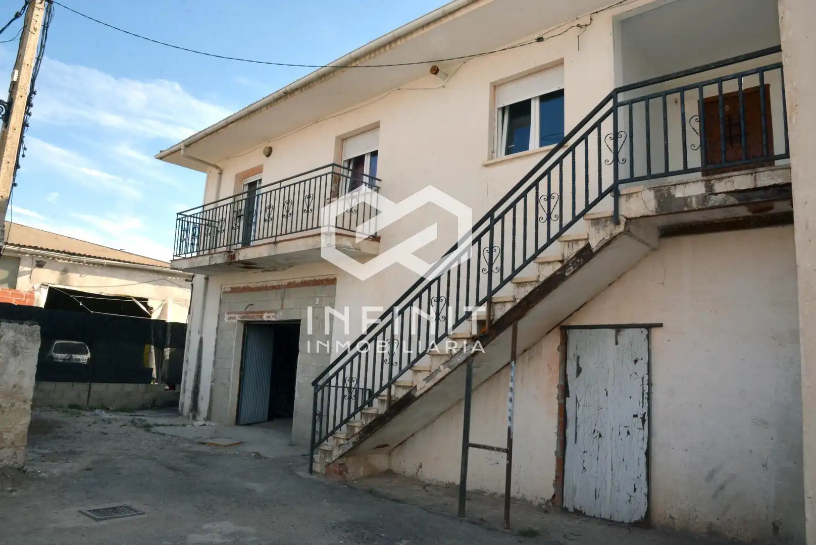 Vista exterior de Casa o xalet en venda en Mazuecos amb Terrassa i Traster