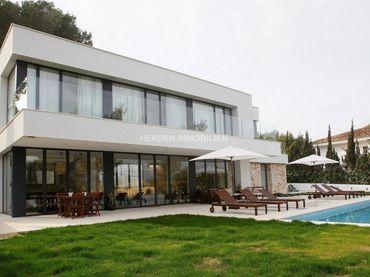 Casa amb balcó de lloguer a Santa Ponça